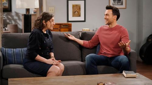 Call Me Kat Season 2 Episode 1 - Call Me Kerfuffled