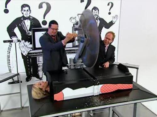 Penn & Teller: Bull! Season 6 Episode 2 - New Age Medicine
