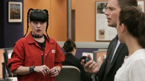 NCIS Season 5 Episode 9 - Lost and Found