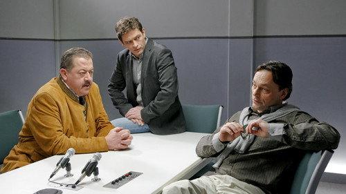 Die Rosenheim-Cops Season 9 Episode 9 - Tödliche Gier