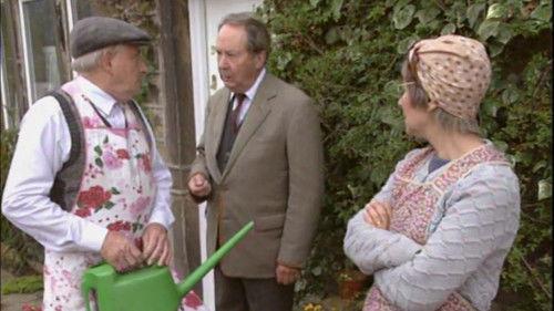 Last of the Summer Wine Season 13 Episode 5 - Passing The Earring