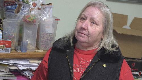 Hoarders Season 8 Episode 16 - Sandi & Vivian