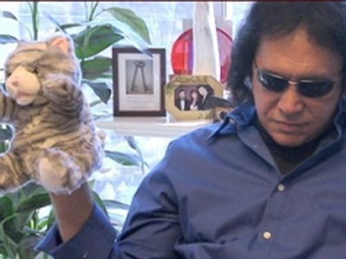 Gene Simmons: Family Jewels Season 2 Episode 9 - The Wingman