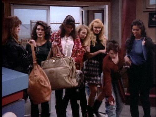 Wings Season 5 Episode 17 - Exclusively Yours