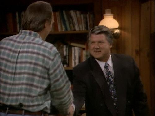 Coach Season 7 Episode 19 - Johnsonwreckers