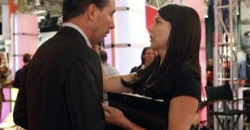 Parenthood Season 2 Episode 5 - The Booth Job