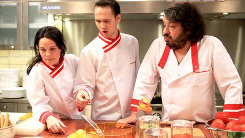 Üsküdar'a Giderken Season 1 Episode 3 - Episode 3