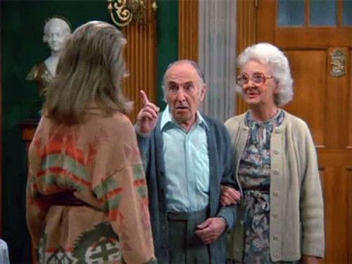 Murphy Brown Season 1 Episode 21 - The Bickners