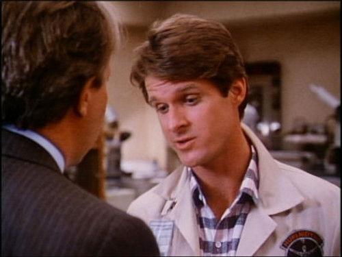 Misfits of Science Season 1 Episode 11 - Grand Elusion