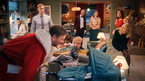 Familien Lykke Season 7 Episode 1 - Episode 1