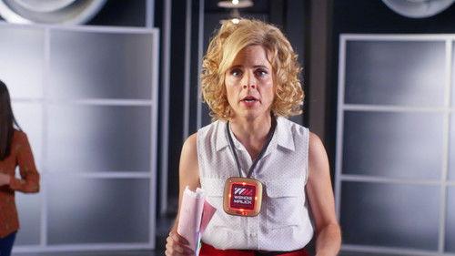 Lady Dynamite Season 1 Episode 10 - Knife Feelings