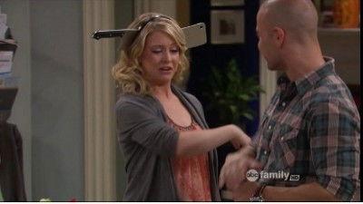 Melissa & Joey Season 1 Episode 11 - A Fright In The Attic