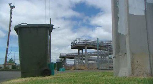 Outrageous Fortune Season 1 Episode 4 - The Cause Of This Defect