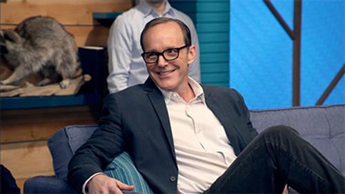 Comedy Bang! Bang! Season 2 Episode 17 - Clark Gregg Wears a Navy Blazer & White Collared Shirt