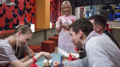 Tóth János Season 2 Episode 2 - Roomers