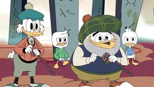 DuckTales Season 1 Episode 12 - The Missing Links of Moorshire!