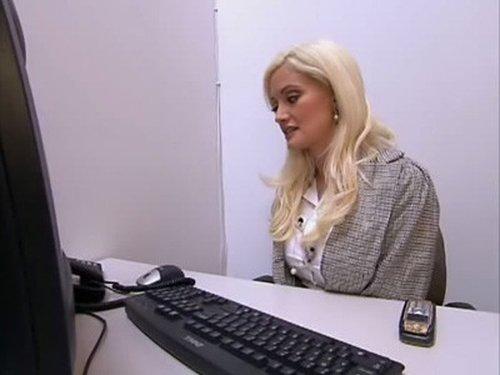 The Girls Next Door Season 3 Episode 4 - My Bare Lady