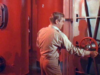 Voyage to the Bottom of the Sea Season 4 Episode 9 - Rescue