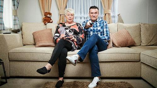Gogglebox Season 16 Episode 6 - Episode 6