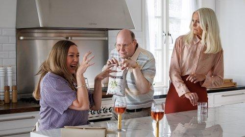 Solsidan Season 8 Episode 6 - Katten