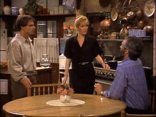 Family Ties Season 4 Episode 22 - Once in Love with Elyse (a.k.a. Loan Arranger)