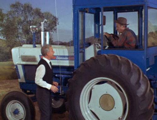Green Acres Season 1 Episode 27 - Never Look a Gift Tractor in the Mouth