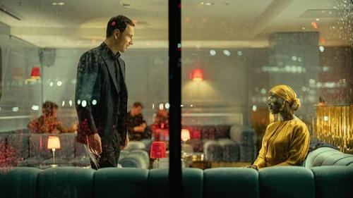 undefined Season 1 Episode 1 - The Bends