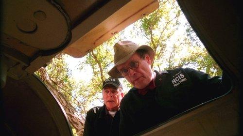 NCIS Season 1 Episode 5 - The Curse