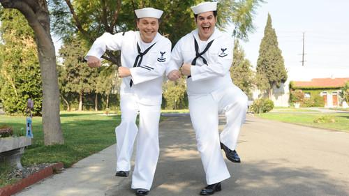 The Comedians Season 1 Episode 1 - Pilot