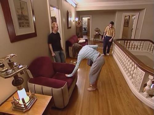 Beauty and the Geek Season 1 Episode 2 - A Day with Mechanics and Masseusses