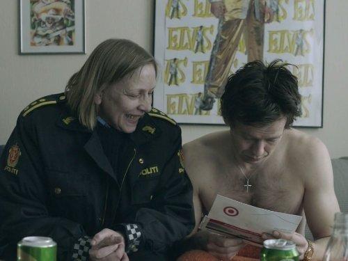 Lilyhammer Season 1 Episode 4 - The Midwife