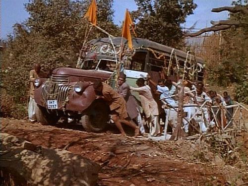 Maya Season 1 Episode 9 - A Bus for Ramabad