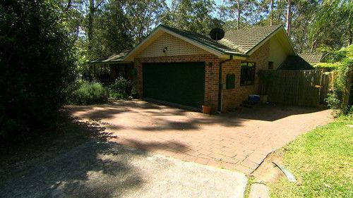 Selling Houses Australia Season 3 Episode 7 - Castle Hill