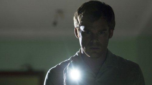 Dexter Season 1 Episode 4 - Let's Give the Boy a Hand