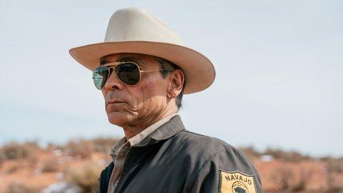 Dark Winds Season 2 Episode 6 - Hózhó náhásdlįį