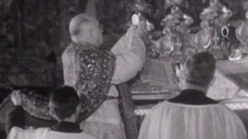 Phenomenon: The Lost Archives Season 1 Episode 6 - Keeping the Faith