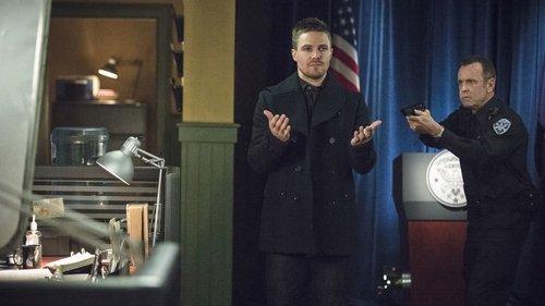 Arrow Season 3 Episode 18 - Public Enemy