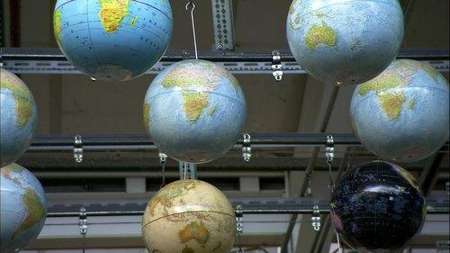 How It's Made Season 9 Episode 1 - Solid Tires, Cheesecake, Canoe Paddles, Globes