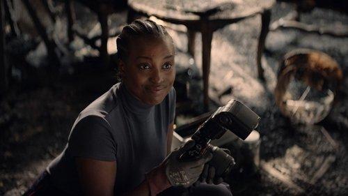 Under Fire Season 2 Episode 3 - Episode 3