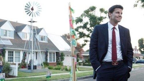 Bones Season 5 Episode 4 - The Beautiful Day in the Neighborhood