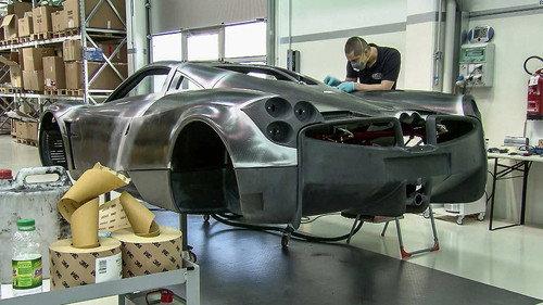 How Do They Do It? Season 11 Episode 11 - Heat-Proof Glass. ATMs. Pagani