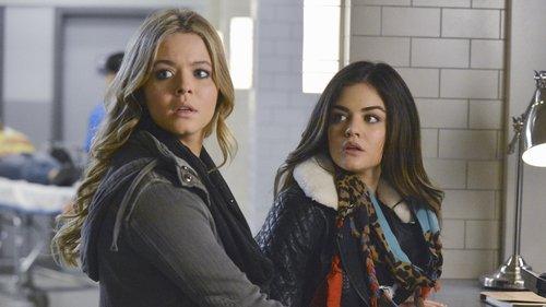 Pretty Little Liars Season 5 Episode 1 - EscApe from New York