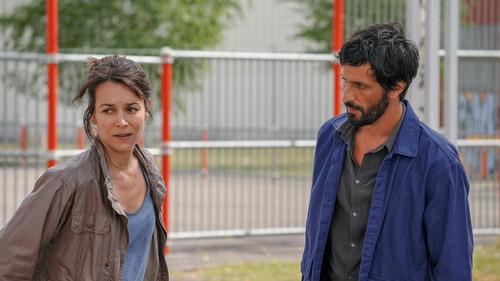 La Dernière Vague Season 1 Episode 3 - Uprising