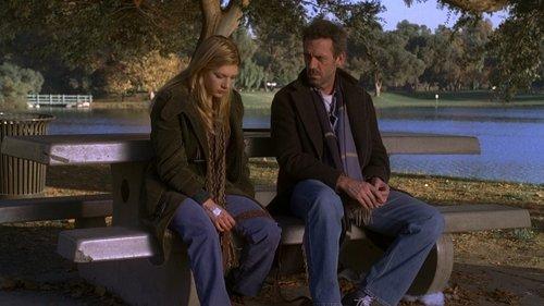 House Season 3 Episode 12 - One Day, One Room