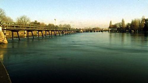 Natural World Season 19 Episode 14 - Timeless Thames