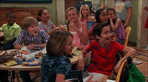 Nicky, Ricky, Dicky & Dawn Season 2 Episode 20 - Quad Court