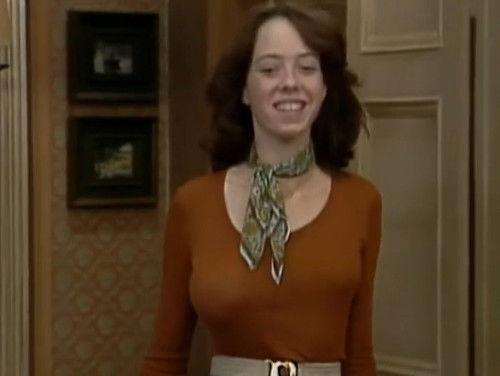 One Day at a Time Season 1 Episode 3 - Jealousy