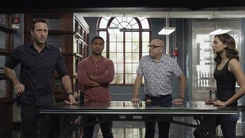 Hawaii Five-0 Season 9 Episode 19 - Pupuhi ka heʻe o kai uli (The Octopus of the Deep Spews Its Ink)