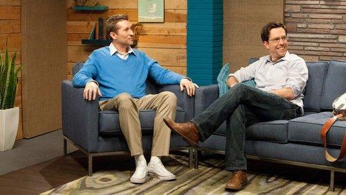 Comedy Bang! Bang! Season 1 Episode 7 - Ed Helms Wears a Grey Shirt & Brown Boots