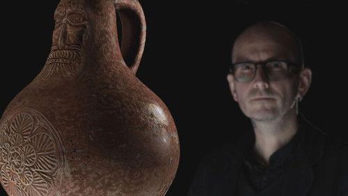 Strangest Things Season 3 Episode 1 - Tutankhamun's Mask?, Terror Balloon, Witch Bottle